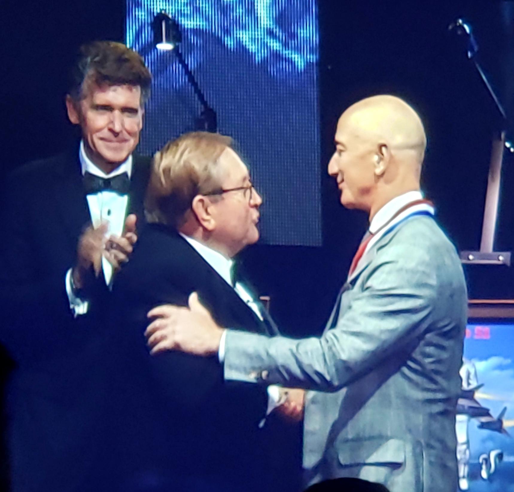 Jeff Bezos Presented Legend of Flight Award